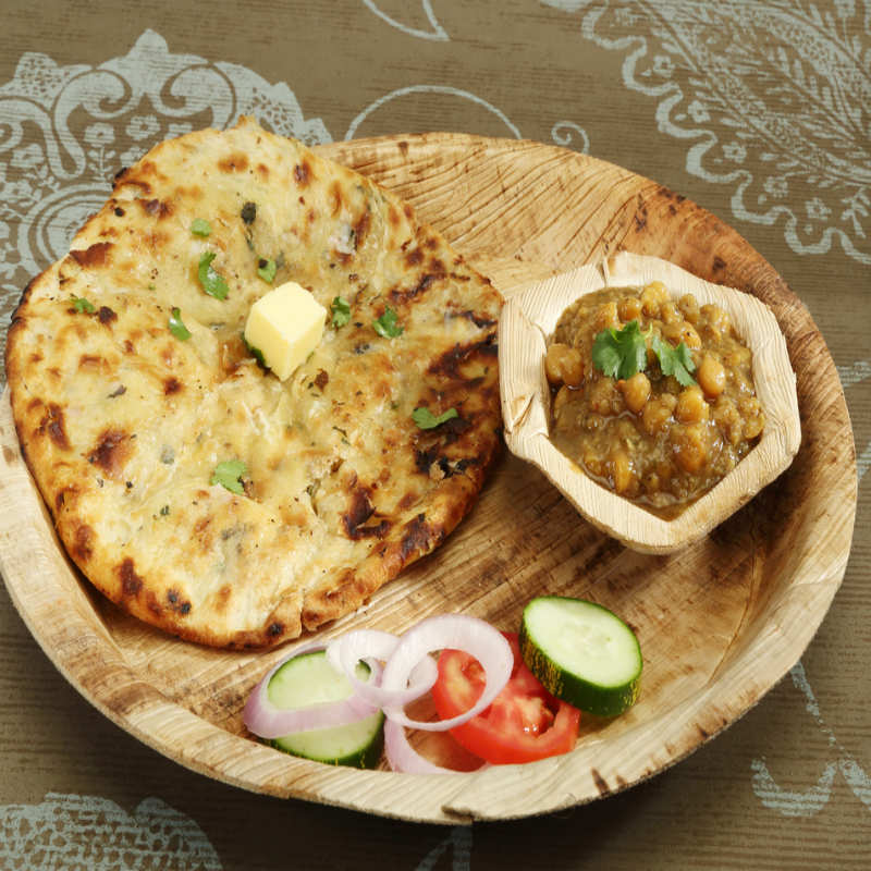 Golden Bites from Punjab: The Irresistible Charm of Amritsari Kulcha