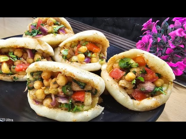 Kulcha: The Soft, Stuffed Star of Punjabi Streets