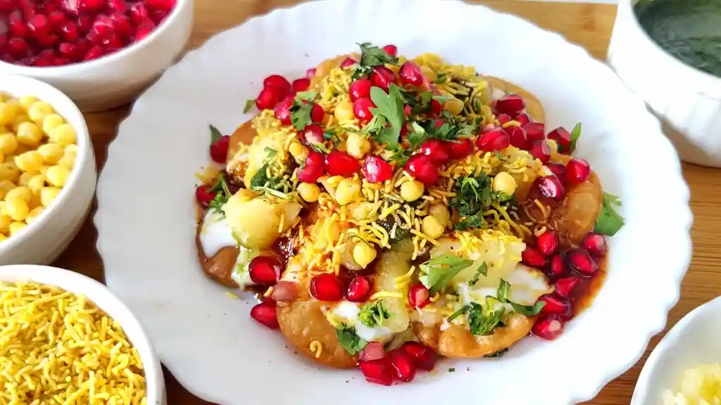 Papdi Chaat: A Crunchy & Flavorful Indian Street Food Classic